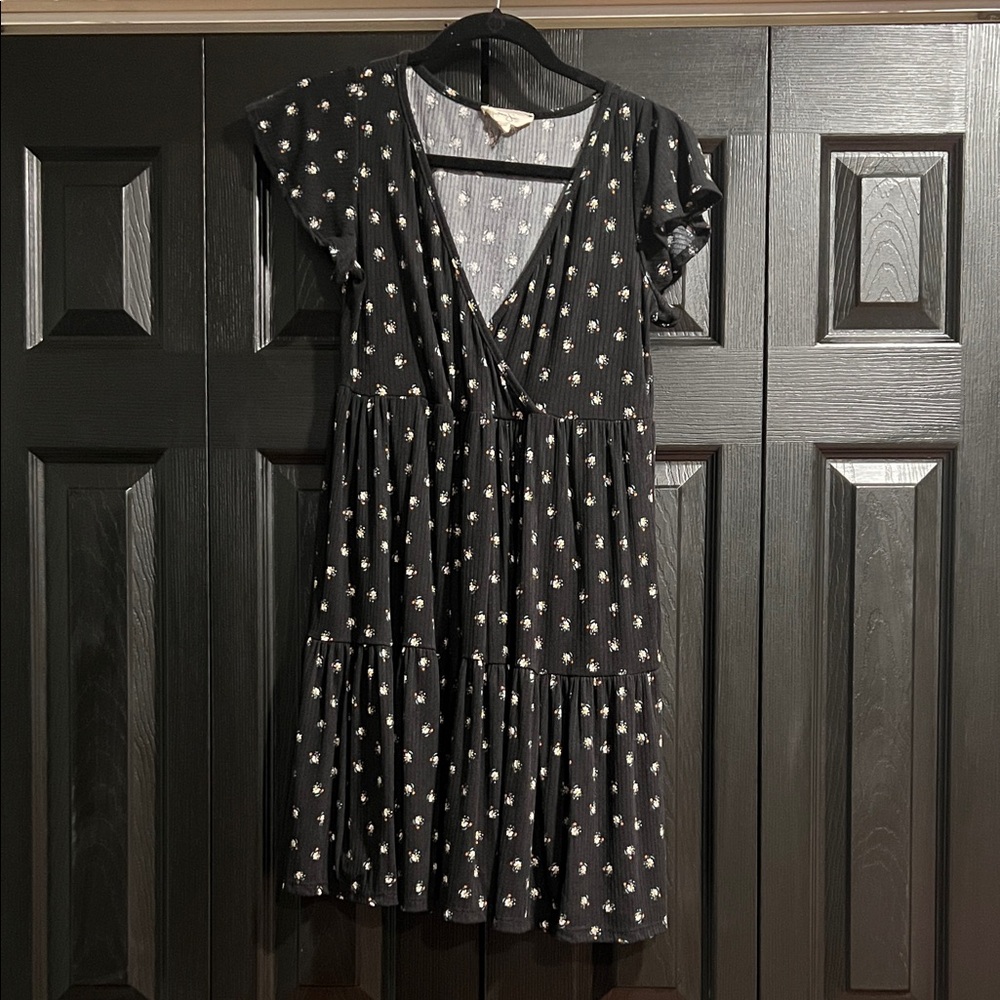 Jessica Simpson Black and White Floral Dress
